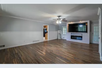 4439 N Shore Lane, Norcross, GA 30093 - Photo 5