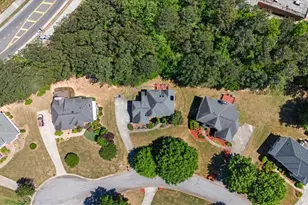 615 Stonebriar Way SW, Atlanta, GA 30331 - Photo 3
