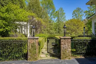 1095 Stonegate Ct, Roswell, GA 30075 - Photo 167