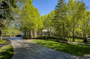 1095 Stonegate Ct, Roswell, GA 30075 - Photo 169