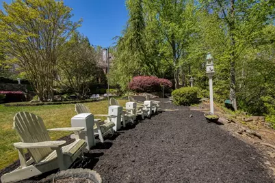 1095 Stonegate Court, Roswell, GA 30075 - Photo 143