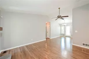 3039 Jonathan Ct, Snellville, GA 30039 - Photo 3