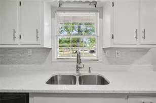 4264 Oakwoods Ct, Stone Mountain, GA 30083 - Photo 27