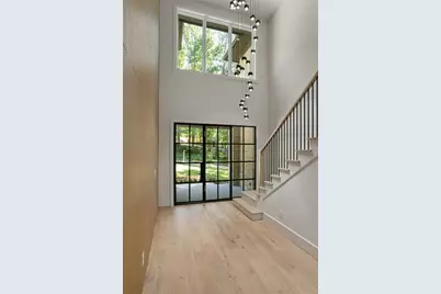 490 Timber Valley Road, Atlanta, GA 30342 - Photo 3
