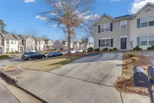 127 Chastain Cir, Newnan, GA 30263 - Photo 3