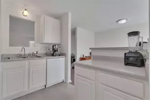 127 Chastain Cir, Newnan, GA 30263 - Photo 17