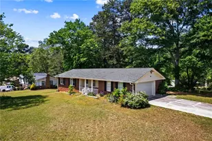 999 Chestnut Oak Ct, Lawrenceville, GA 30046 - Photo 5
