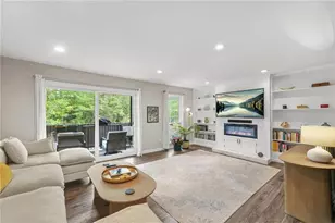 6851 Roswell Rd, Sandy Springs, GA 30328 - Photo 7