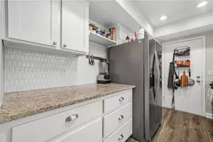 6851 Roswell Rd, Sandy Springs, GA 30328 - Photo 13