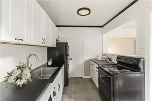 425 Lindbergh Dr NE, Atlanta, GA 30305 - Photo 9