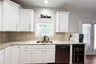 7190 Belcrest Dr, Duluth, GA 30097 - Photo 13