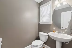 1090 Chelsey Way, Roswell, GA 30075 - Photo 19