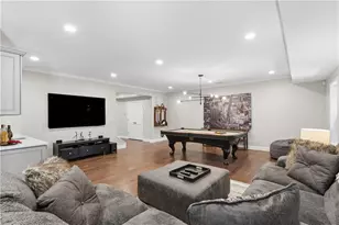 1090 Chelsey Way, Roswell, GA 30075 - Photo 31