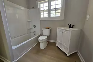 1120 Morningside Dr, Gainesville, GA 30501 - Photo 9