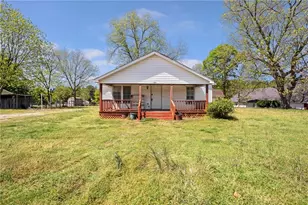 603 Webb Gin House Rd, Lawrenceville, GA 30045 - Photo 1