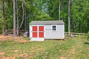 593 Dunagan Ct, Winder, GA 30680 - Photo 37