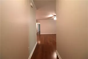 3900 Riverlook Pkwy SE, Marietta, GA 30067 - Photo 3