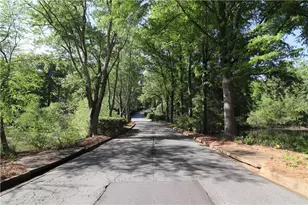 3900 Riverlook Pkwy SE, Marietta, GA 30067 - Photo 33