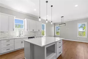 5618 Live Sage Dr, Atlanta, GA 30349 - Photo 9