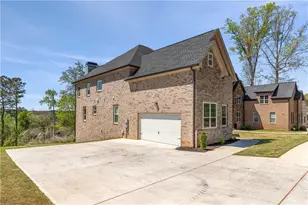 5618 Live Sage Dr, Atlanta, GA 30349 - Photo 3