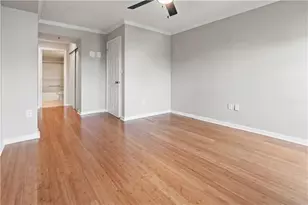 795 Hammond Dr, Atlanta, GA 30328 - Photo 17