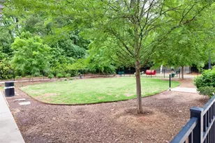 795 Hammond Dr, Atlanta, GA 30328 - Photo 35