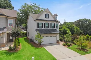 3327 Park Pointe Cir, Scottdale, GA 30079 - Photo 1