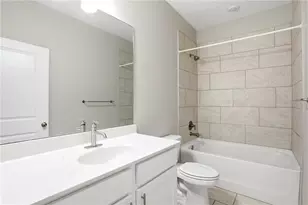 3327 Park Pointe Cir, Scottdale, GA 30079 - Photo 17