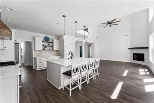 401 Blossom Trl, Acworth, GA 30101 - Photo 11