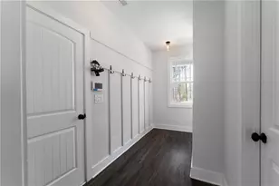 401 Blossom Trl, Acworth, GA 30101 - Photo 9