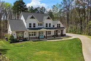 401 Blossom Trl, Acworth, GA 30101 - Photo 3