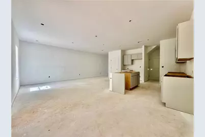 5499 Allegro Lane, Flowery Branch, GA 30542 - Photo 9