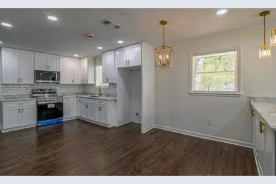 1044 Rocksprings, Forest Park, GA 30297 - Photo 9