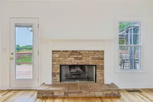 7125 Creek Ridge, Gainesville, GA 30506 - Photo 11