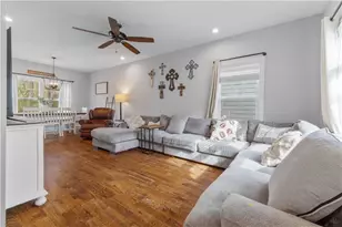 103 Deese Ct, Carrollton, GA 30117 - Photo 3