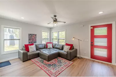 2657 Blount, East Point, GA 30344 - Photo 9