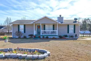 70 Grove Creek Dr, Locust Grove, GA 30248 - Photo 1