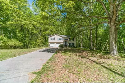 2195 Azalea, Loganville, GA 30052 - Photo 3
