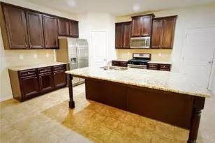 954 Spanish Moss Tr, Loganville, GA 30052 - Photo 9