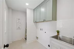 1964 E Lakeside Dr, Decatur, GA 30032 - Photo 29