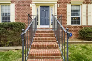 145 Shadybrook Ln SW, Atlanta, GA 30331 - Photo 3