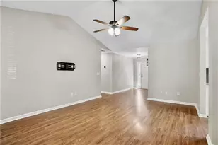 134 Amelia Garden Way, Lawrenceville, GA 30045 - Photo 5