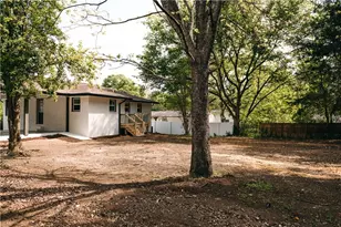 19 S Central Ave SE, Lindale, GA 30147 - Photo 5