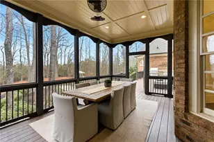 135 Foxhollow Tr, Alpharetta, GA 30004 - Photo 29