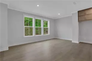 114 Bridgecrest Rd, Roswell, GA 30075 - Photo 9