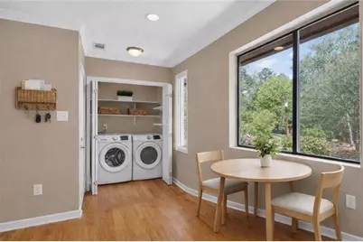 755 E Hembree Crossing, Roswell, GA 30076 - Photo 11