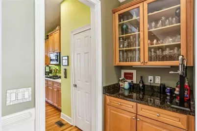 1454 Wembley Ct NE, Atlanta, GA 30329 - Photo 5