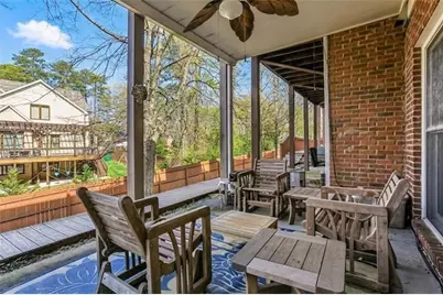 1454 Wembley Ct NE, Atlanta, GA 30329 - Photo 37