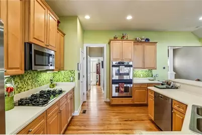 1454 Wembley Ct NE, Atlanta, GA 30329 - Photo 9