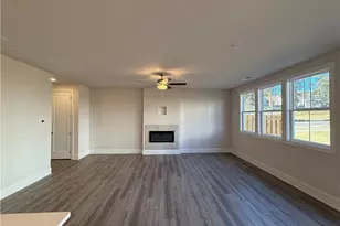 1652 Crestcreek Ct, Marietta, GA 30008 - Photo 5